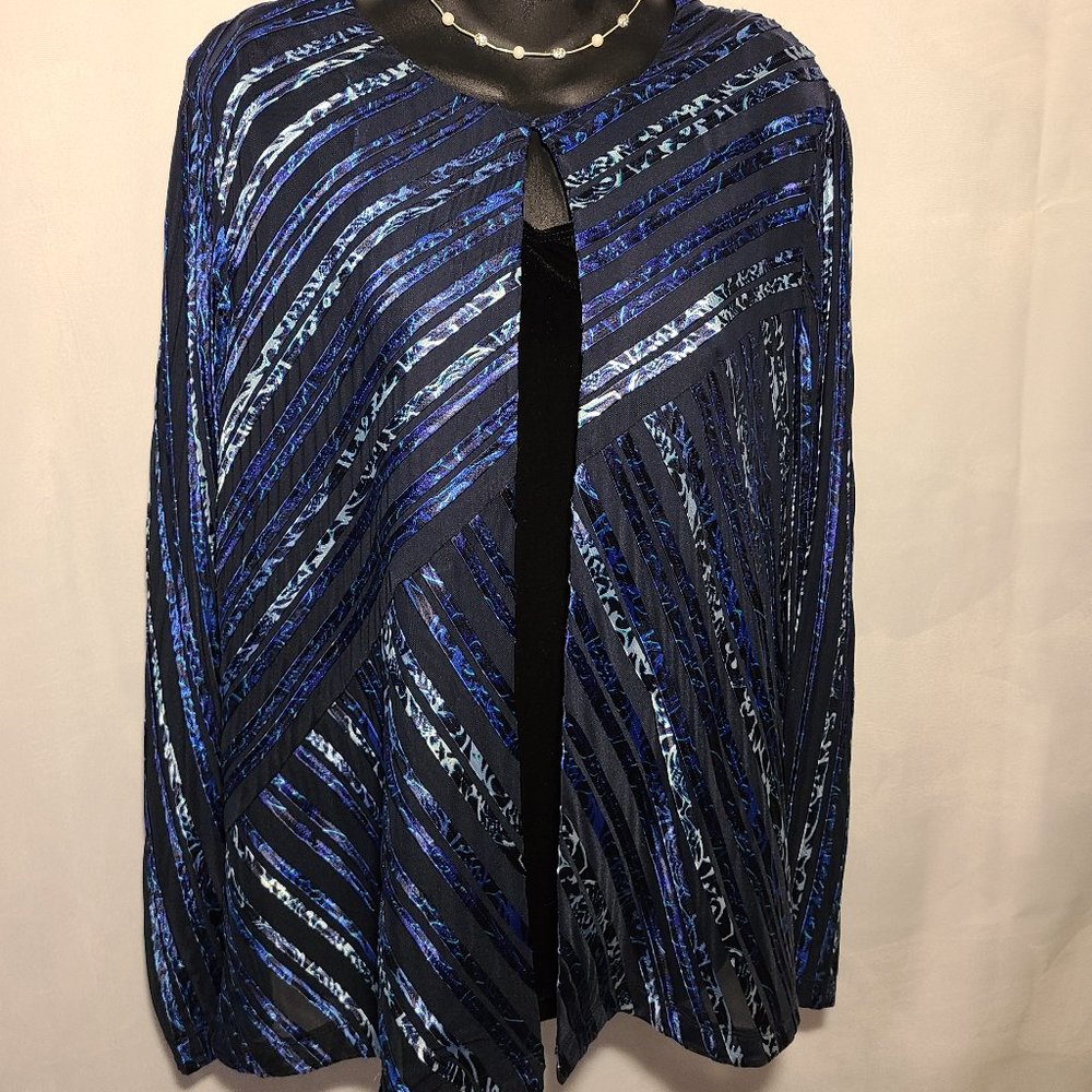 NWT Chico's Travelers sheer fancy blue jacket XL